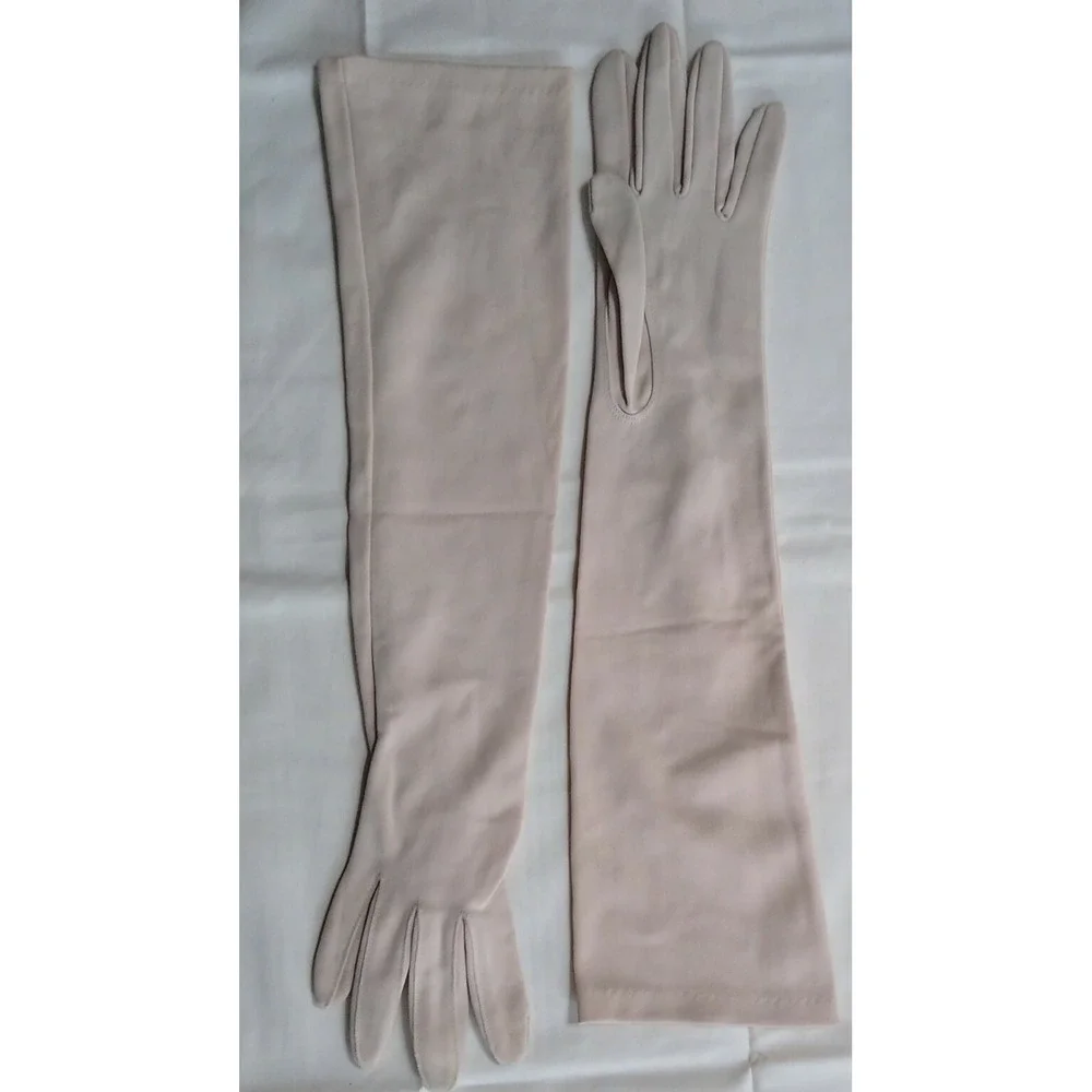 MCM Apprx Size 6 1/2 Vtg Gloves 17